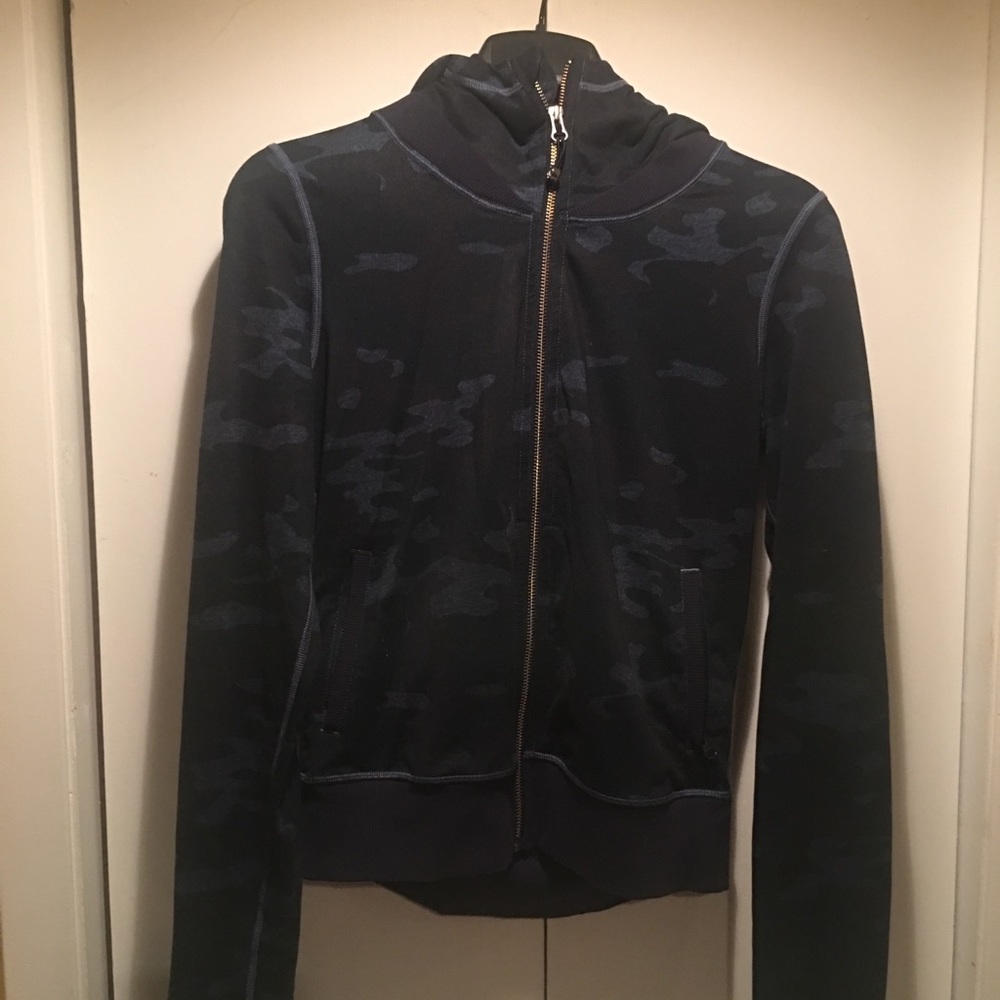 Lululemon hooded sweatshirt